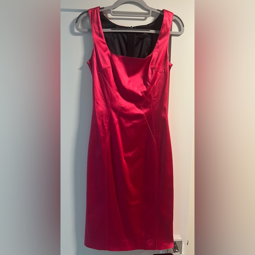 Beautiful Dolce&Gabbana hot pink dress